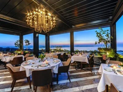 Aya Fish Lounge