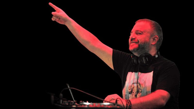 90lar-kafasi-nihat-sirdar